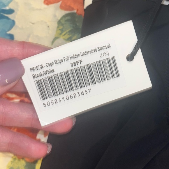 Underwire Swimsuit Pour Moi 38FF uk NWT - Picture 4 of 4
